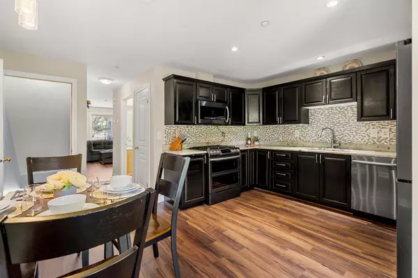 Hudson, NH 03051-3997,16 Intervale CT #B