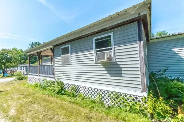 Boscawen, NH 03303,100 Elm ST #26