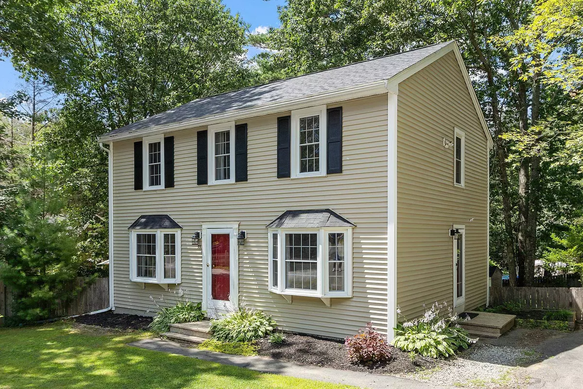 Epping, NH 03042,33 Dorothy DR