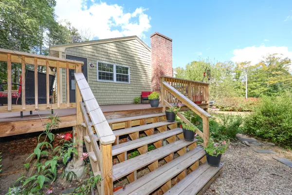 Warner, NH 03278,386 Route 103 E