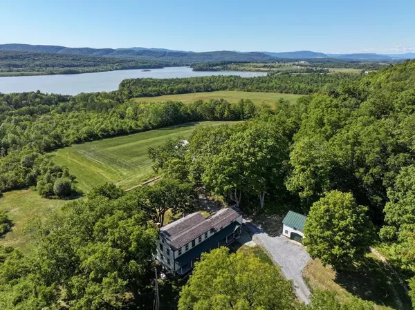 157 Stevens Orchard RD, Orwell, VT 05760
