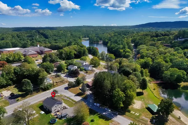 46 Clark ST, Pittsfield, NH 03263