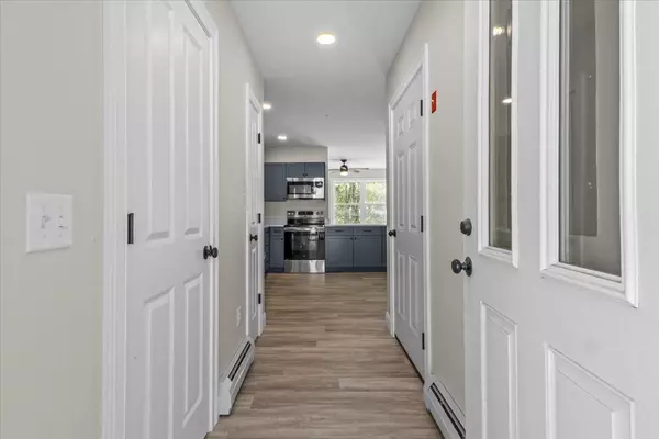 Milton, VT 05468,7 Willys LN #101