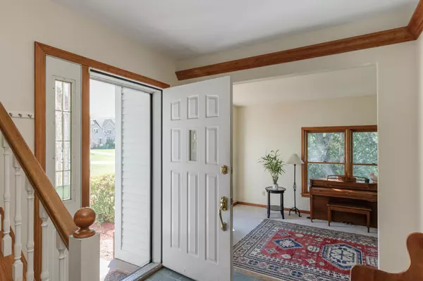 Williston, VT 05495-2142,263 Highlands DR