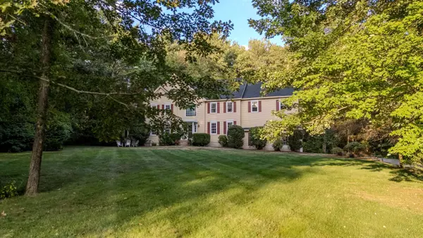 Windham, NH 03087,18 Nottingham RD