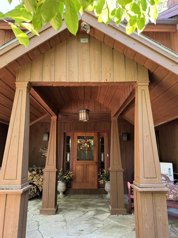 Burlington, VT 05401,267 South Cove RD