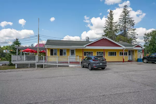 15 Chester RD, Auburn, NH 03032