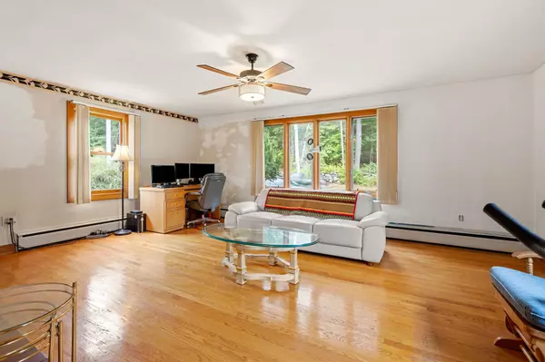 Salem, NH 03079,53 Lawrence RD