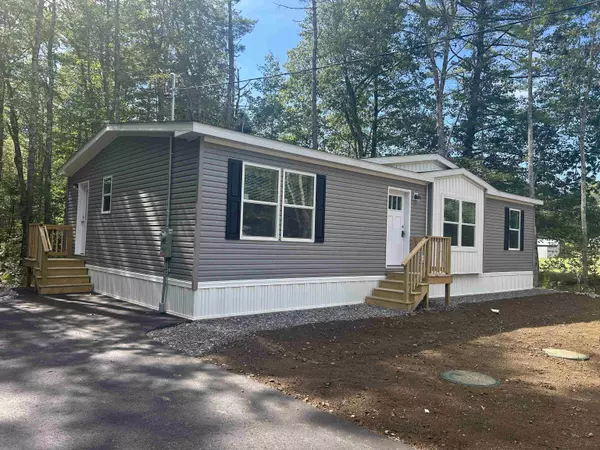 Rochester, NH 03868,137 Salmon Falls RD