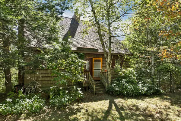 Bristol, NH 03222,29 Mollie RD