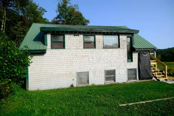 Craftsbury, VT 05826,999 VT Route 14