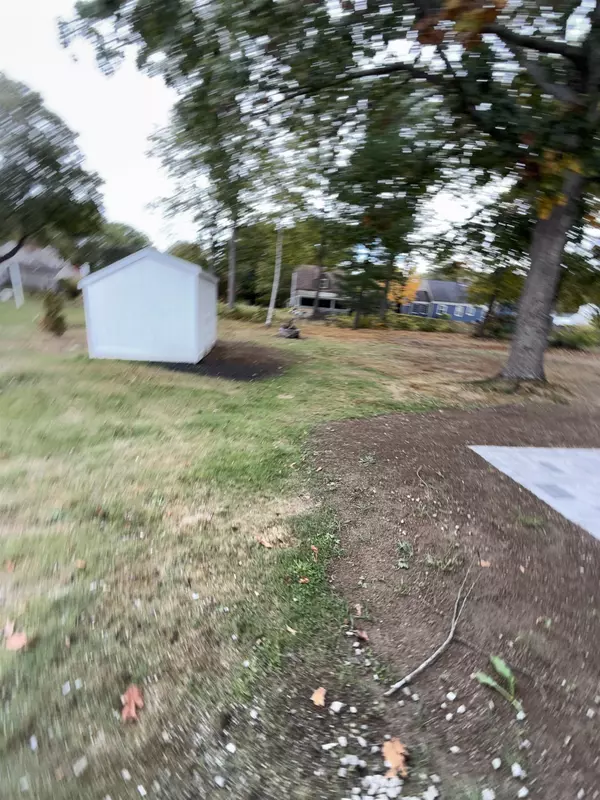 Portsmouth, NH 03801,20 Doris AVE