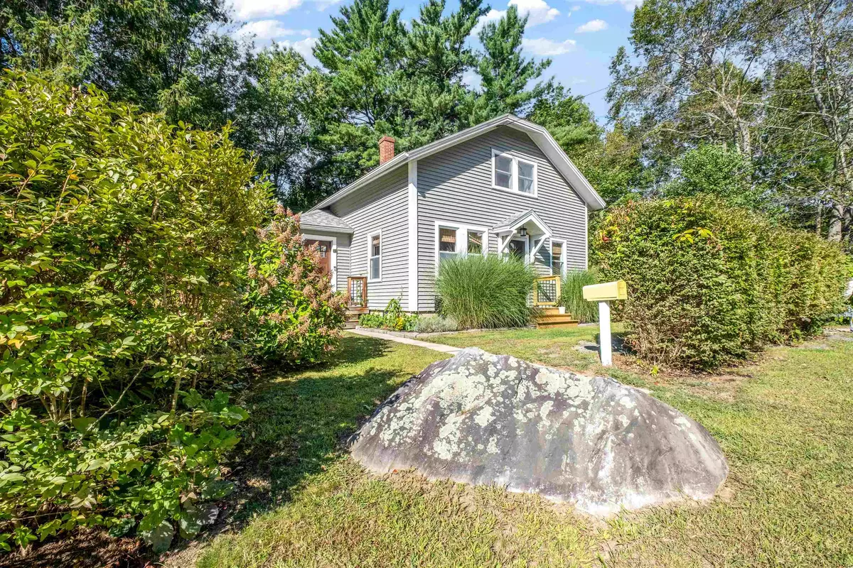 Dover, NH 03820,2 Arcola ST