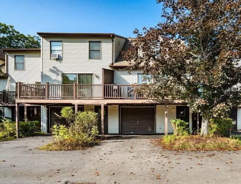 Rochester, NH 03839,404 Ledgeview DR