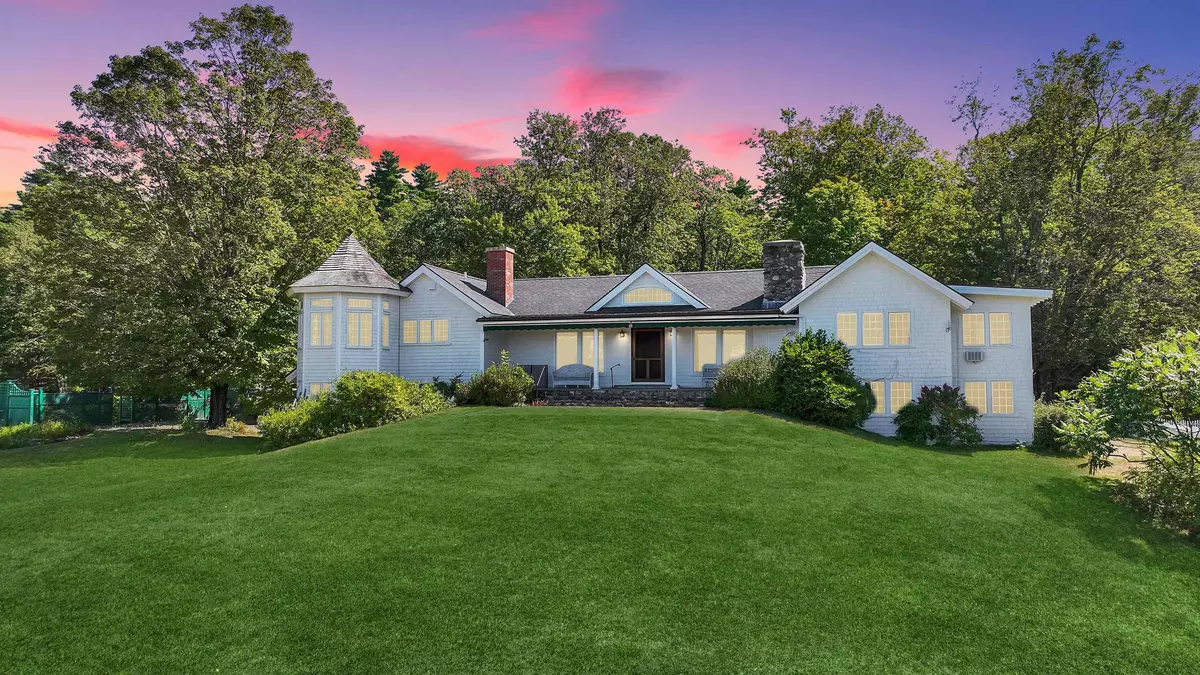 Peterborough, NH 03458,477 E Mountain RD