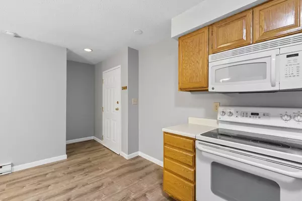 Lincoln, NH 03251,227 Main ST #321