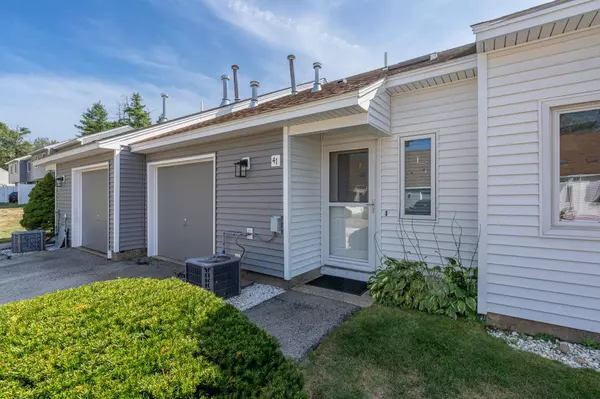 Milford, NH 03055,344 Elm ST #41