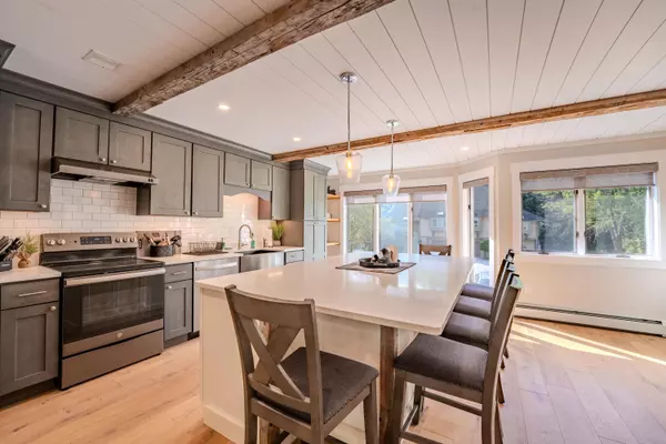 52 Bunker LN #2, Lincoln, NH 03251