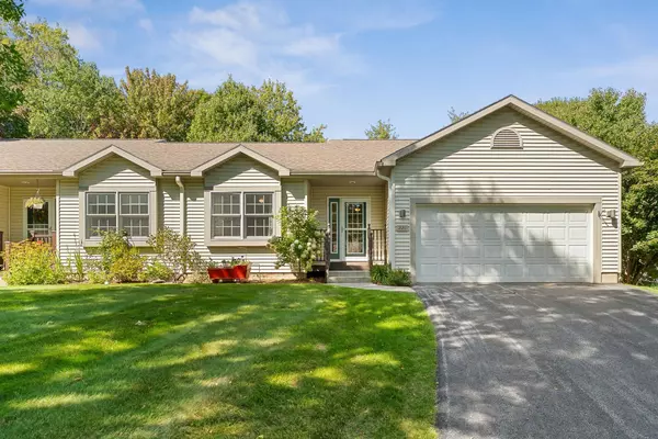 221 Bittersweet CIR, Williston, VT 05495