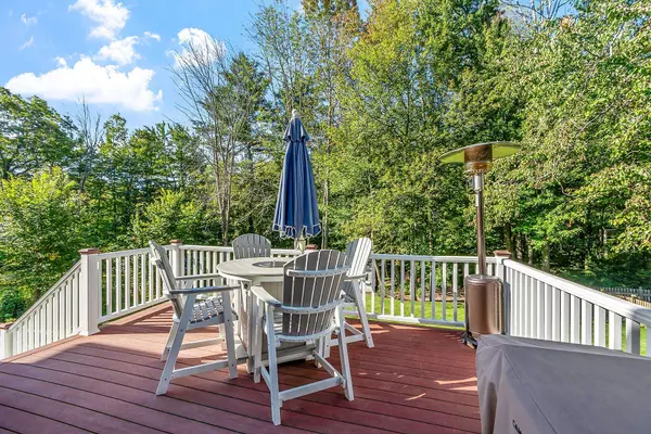 Manchester, NH 03104,162 Tiffany LN