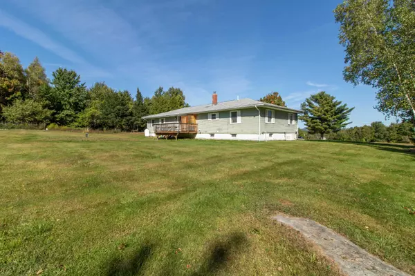 Jay, VT 05859,3041 Cross RD