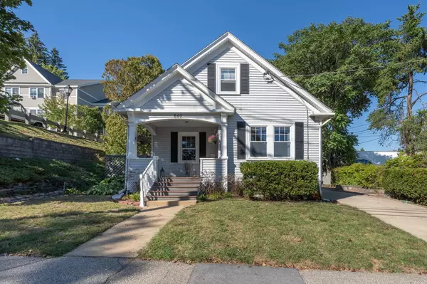 Manchester, NH 03104,640 Hanover ST