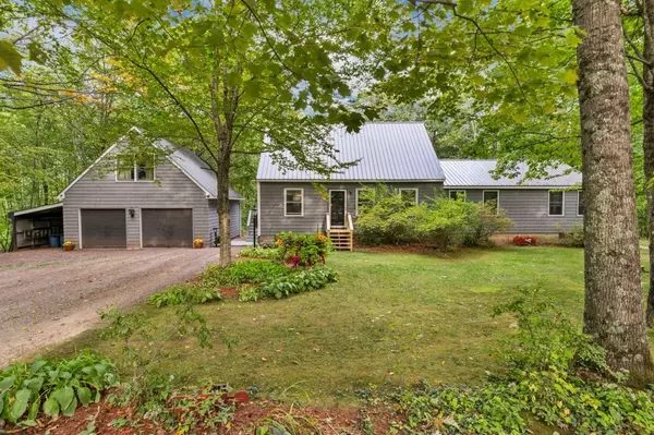 137 Hensmith RD, Salisbury, NH 03268