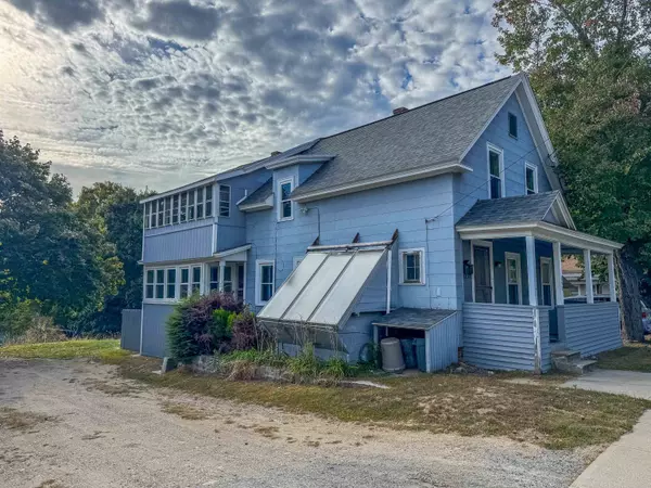 Keene, NH 03431,368 Court ST