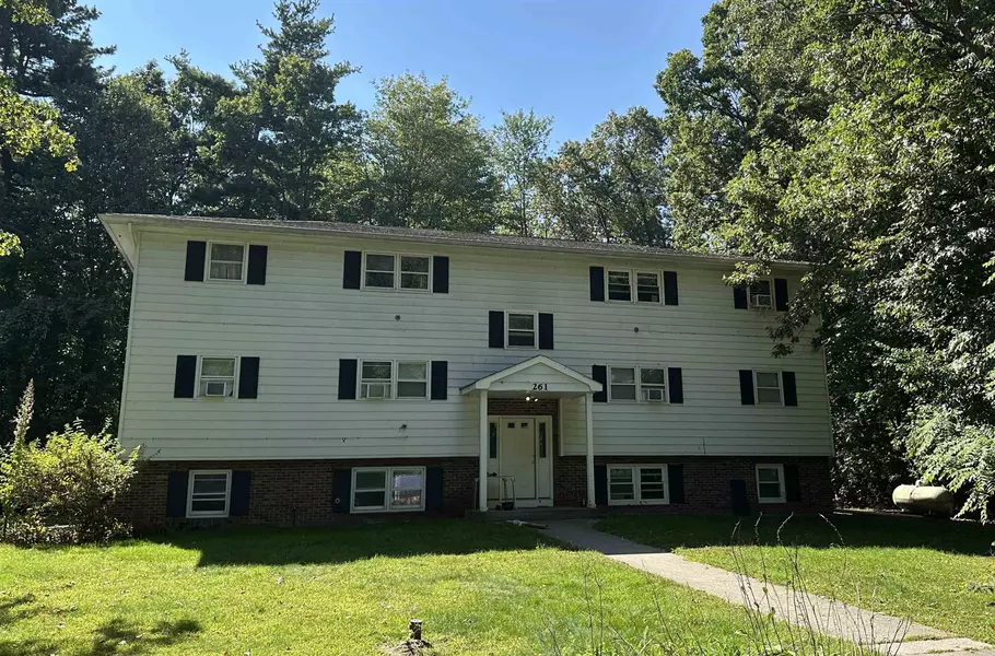 261 Holy Cross RD #102, Colchester, VT 05446