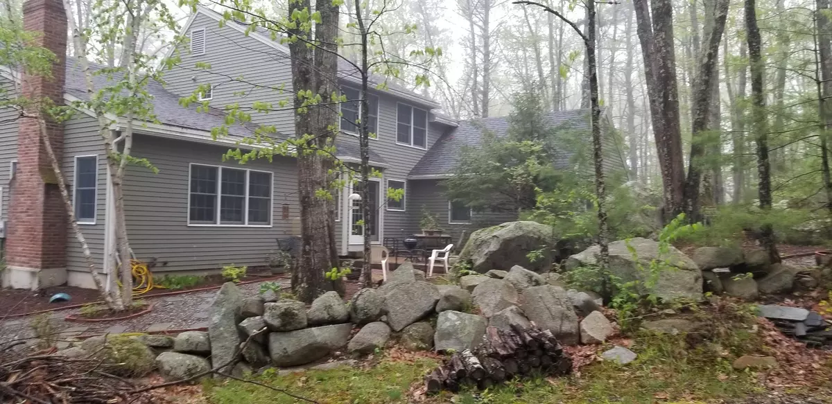 Durham, NH 03824,163 Durham Point RD