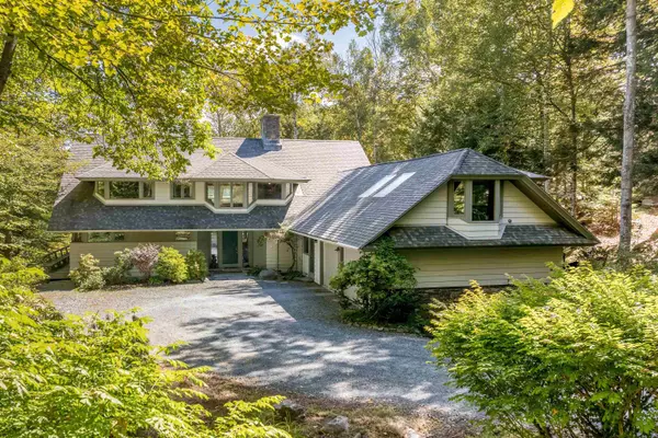 Grantham, NH 03753,16 Summit DR