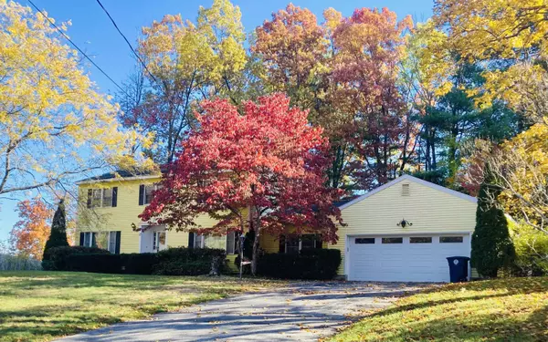 17 Danbury RD, Nashua, NH 03064