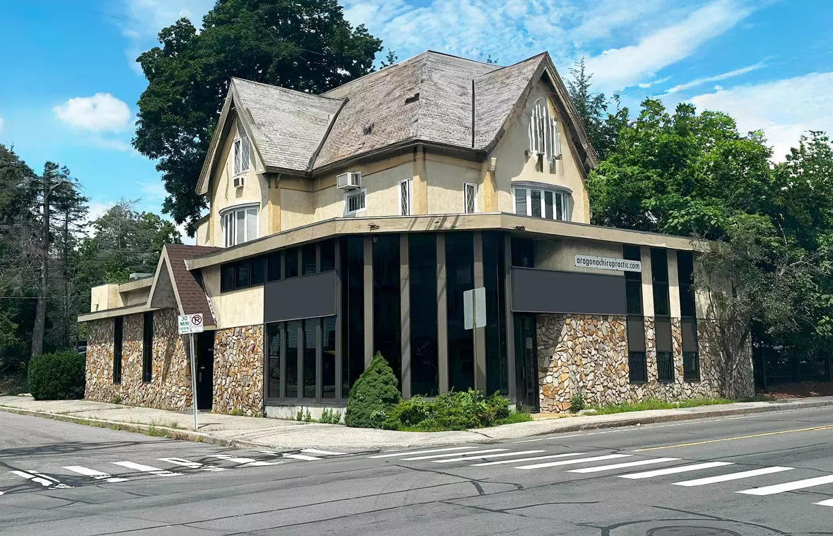 Manchester, NH 03104,132 Webster ST