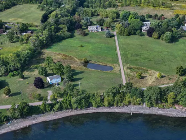 Grand Isle, VT 05458,129 East Shore North