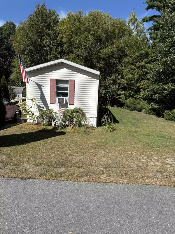 Charlestown, NH 03603,162 Morways PARK #`162 Pebblewood Drive