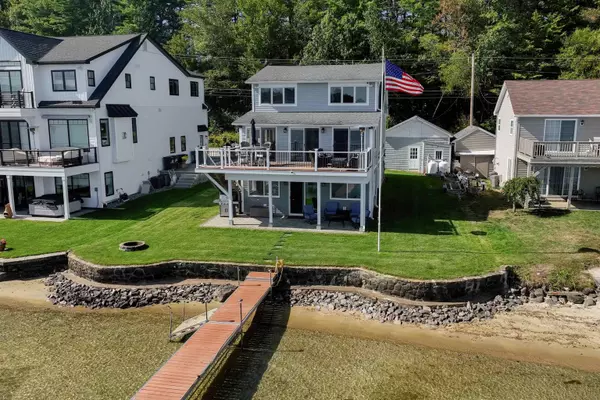 Laconia, NH 03246,74 Paugus PARK