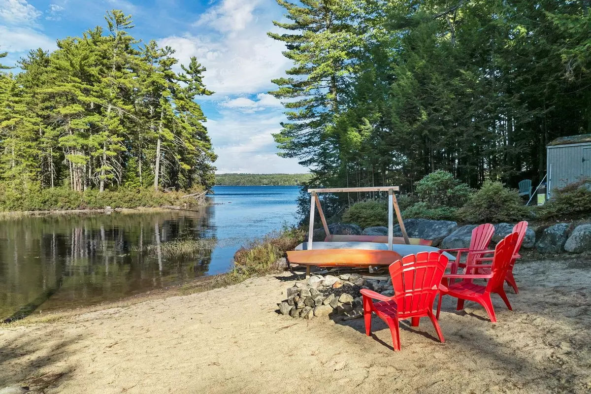 Conway, NH 03818,18 Walker Pond RD