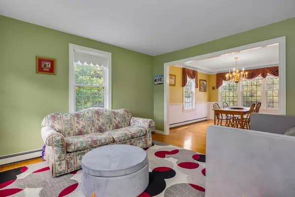 North Hampton, NH 03862,71 Winnicut RD