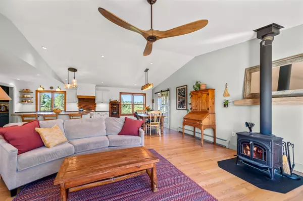 East Montpelier, VT 05667,174 Coburn RD