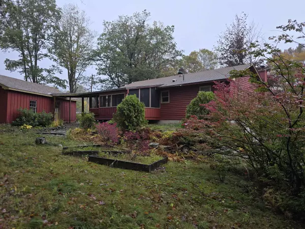 Chester, VT 05143,870 Cummings RD