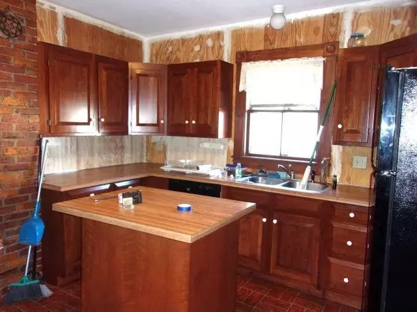 Haverhill, NH 03785,6 Chapel ST