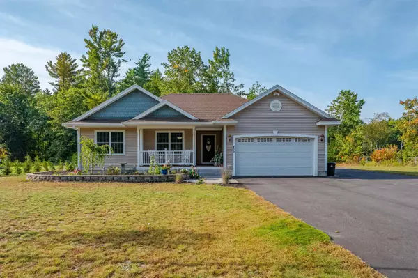 455 Silver ST, Rollinsford, NH 03869