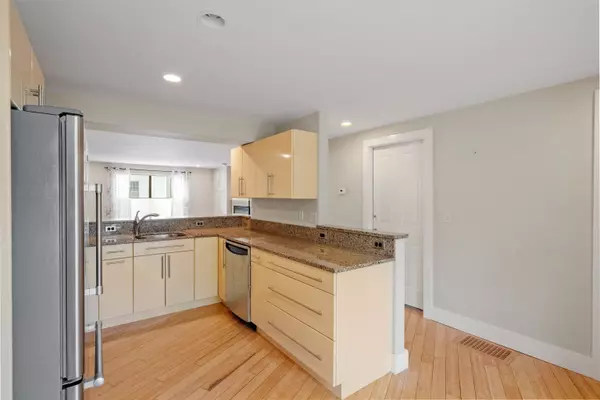 Portsmouth, NH 03801,237 Islington ST #2