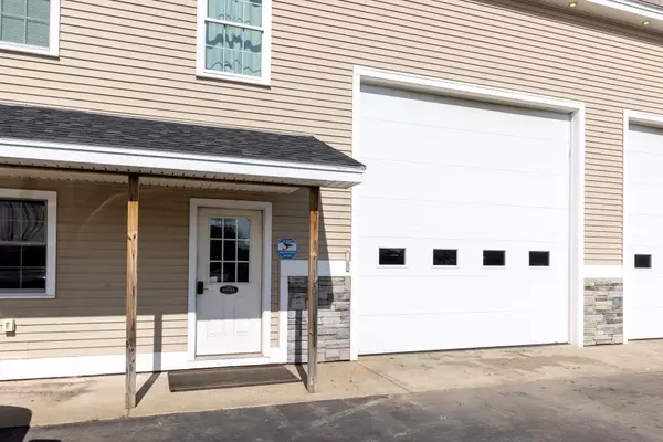 Berwick, ME 03901,381 Portland ST