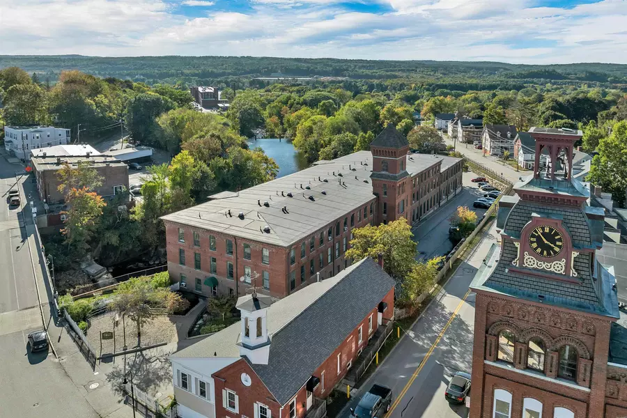 100 Main ST #312, Pembroke, NH 03275