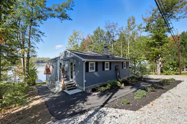 254 Hemlock DR, Gilmanton, NH 03237