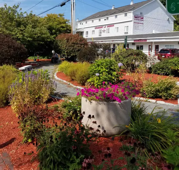 16 Manning ST #211, Derry, NH 03038