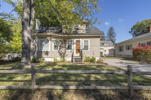 Concord, NH 03303,166 Village ST