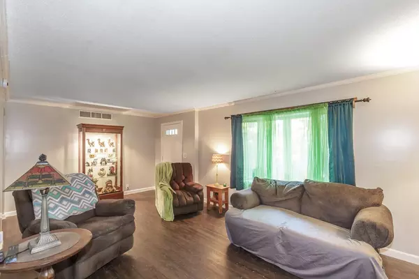 Londonderry, NH 03053,23 Wiley Hill RD