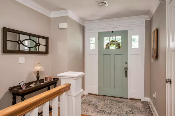 Chester, NH 03036,237 Villager RD